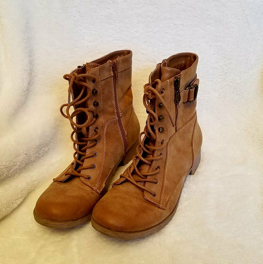 Guess combat boots